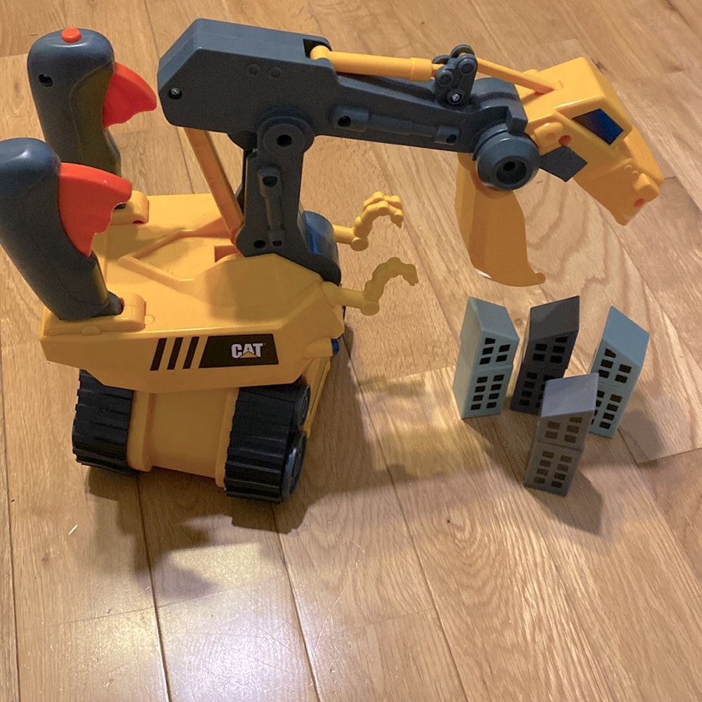 CAT Roarin’ Rex-cavator
